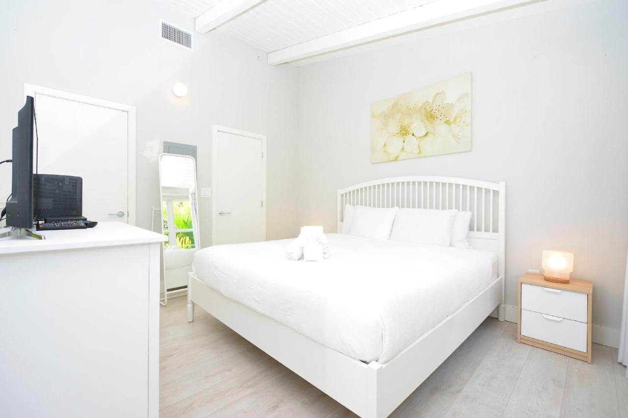 Apartments On Collins Miami Beach Exterior foto